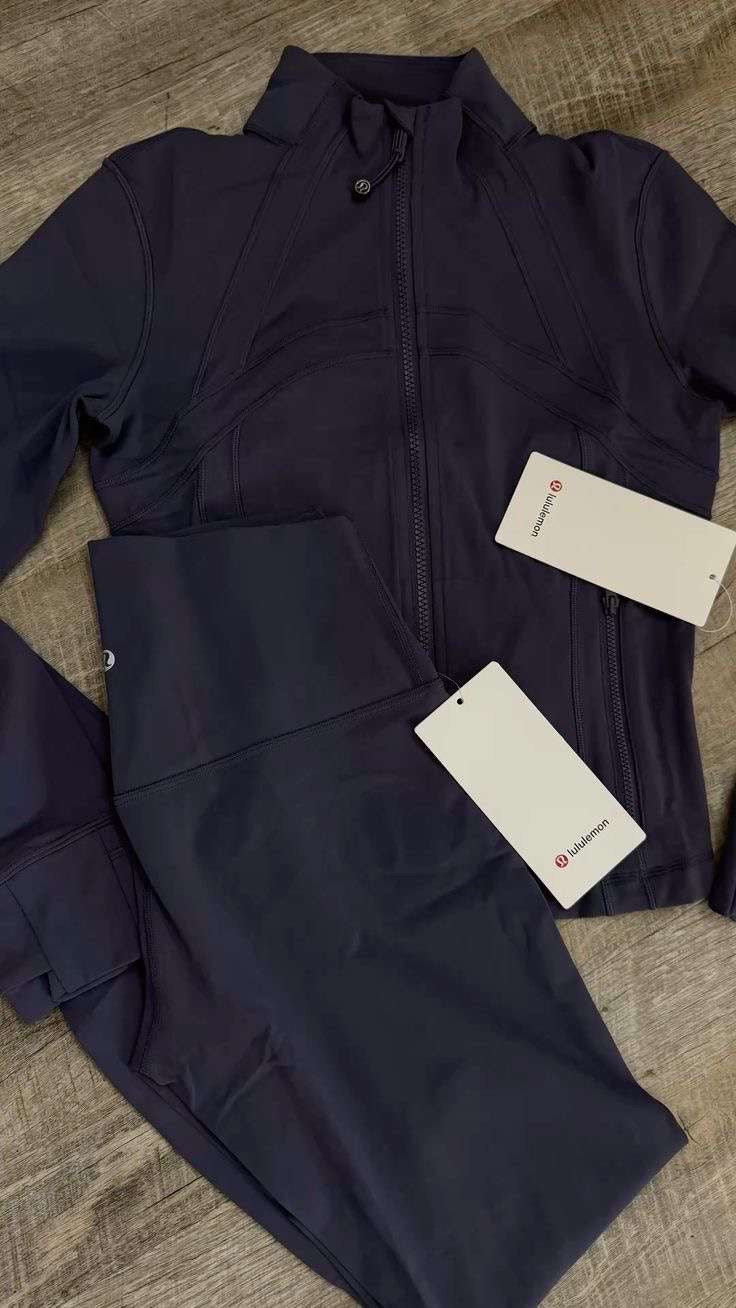 #5 Ensemble Lululemon Define Cropped *Nulu – Veste + Bas coordonné | Style ajusté & ultra-confort