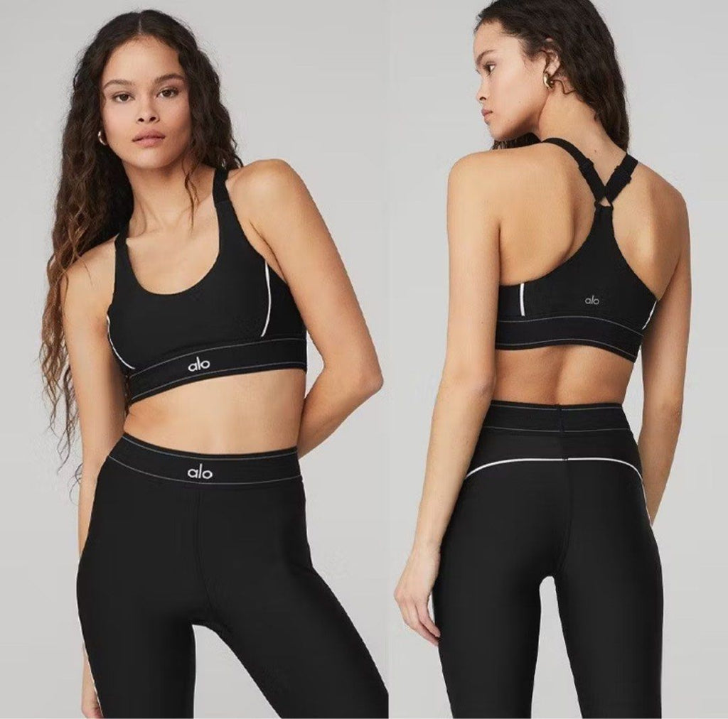 #2 Ensemble Alo Airlift “Suit Up” – Brassière & Legging Contour Graphique